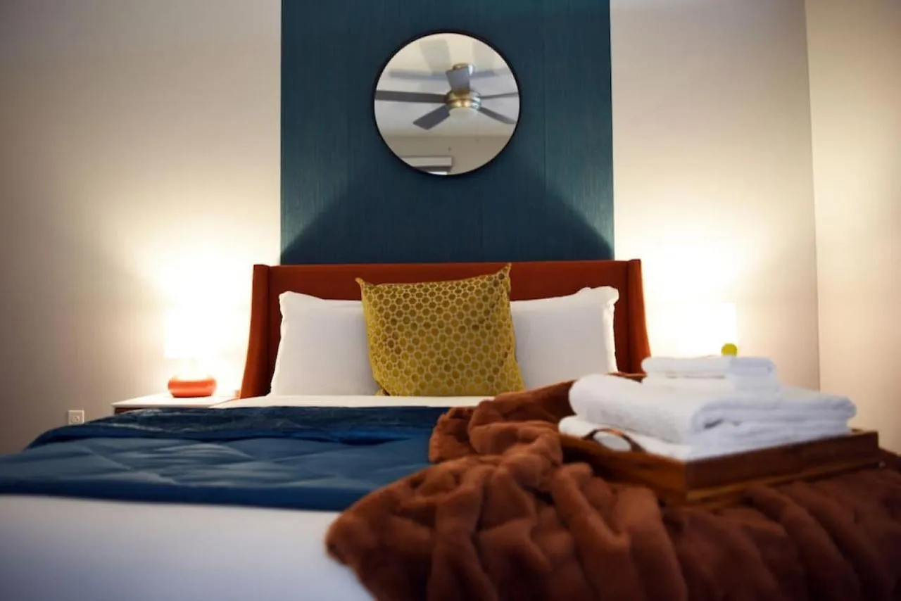 Hostwise Stays - The Washington At Chatham - Free Parking, Private Gym, Skyline Views! Pittsburgh 0*,