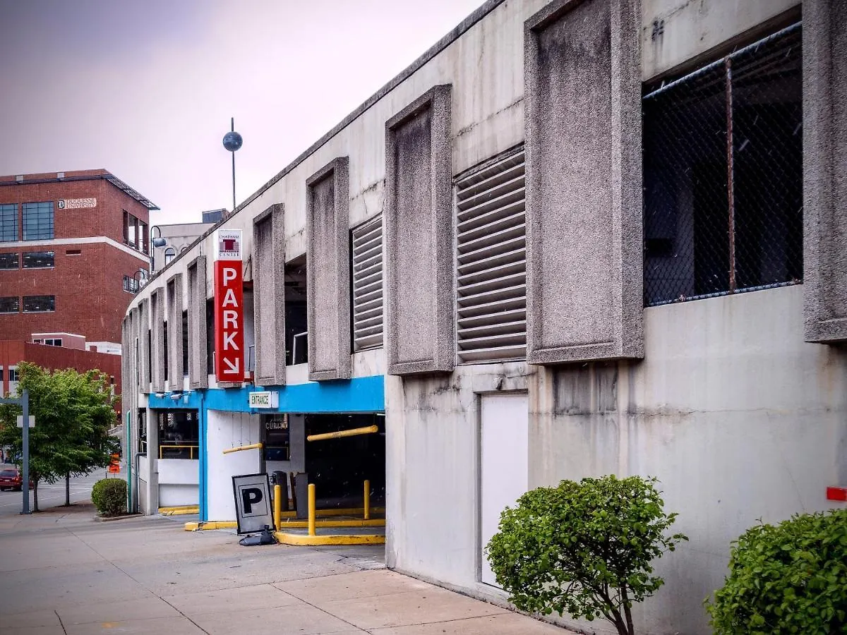 Hostwise Stays - The Washington At Chatham - Free Parking, Private Gym, Skyline Views! Pittsburgh